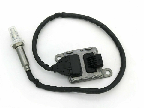 Sensore NOx A1038111 Mercedes-Benz 12V | A 000 905 81 11 | Autovetture | Qualità originale